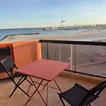 Front Renove - Terrasse - Centre A 300m 아파트